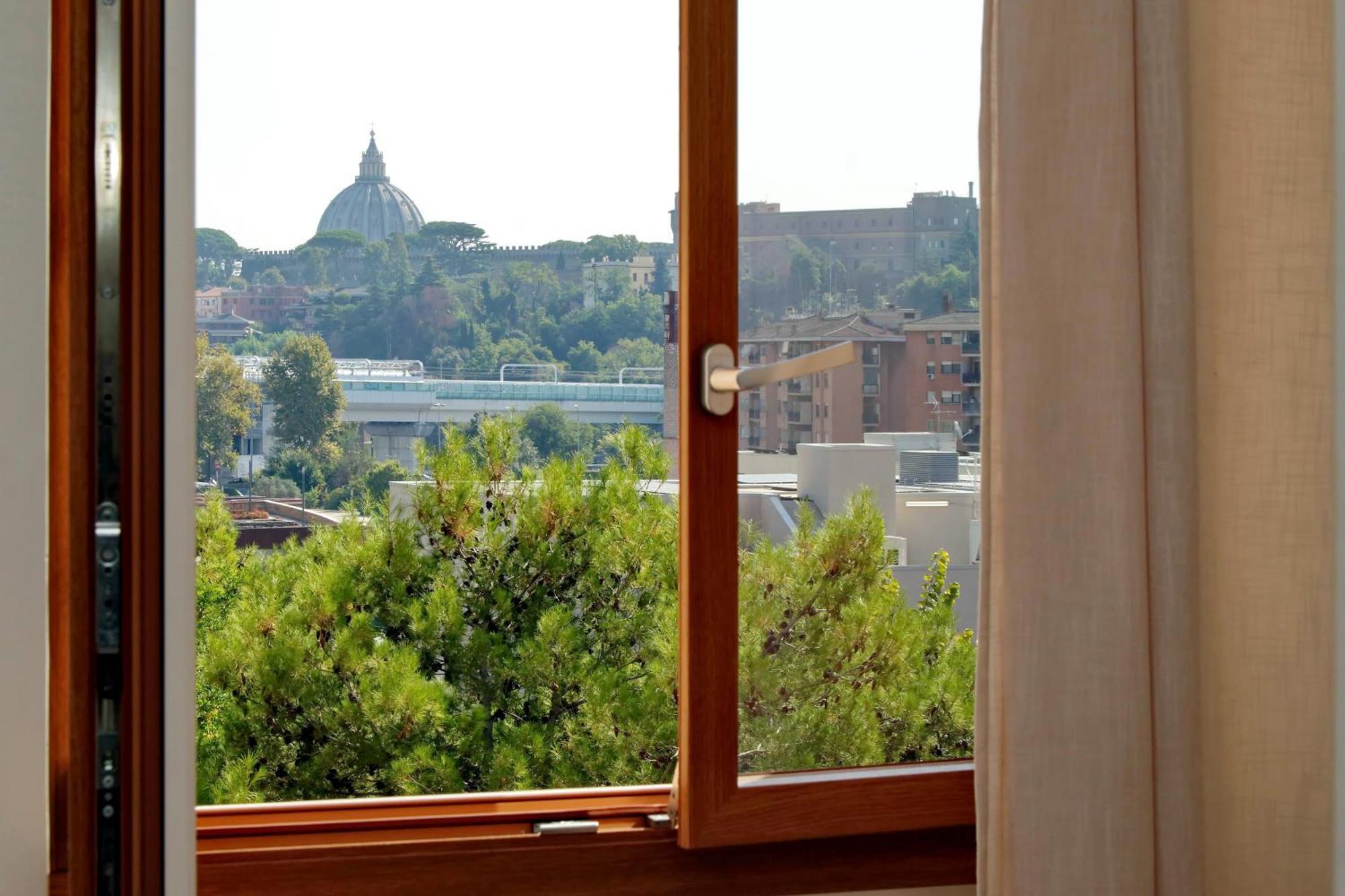 Vatican View Viale Di Valle Aurelia Róma Kültér fotó